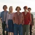 20TH CENTURY WOMEN Image 1