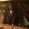 PHANTOM THREAD Image 10